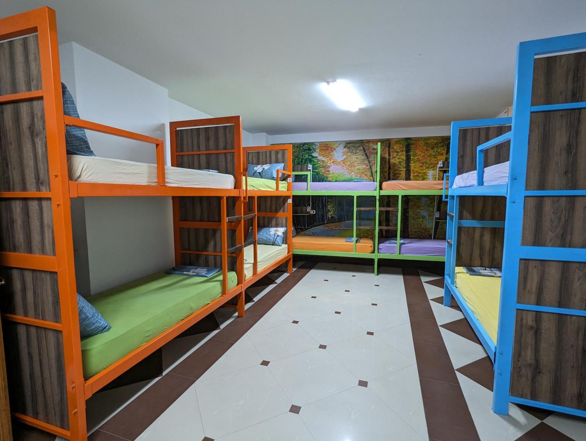 Tias Hostel Shkoder Exterior photo
