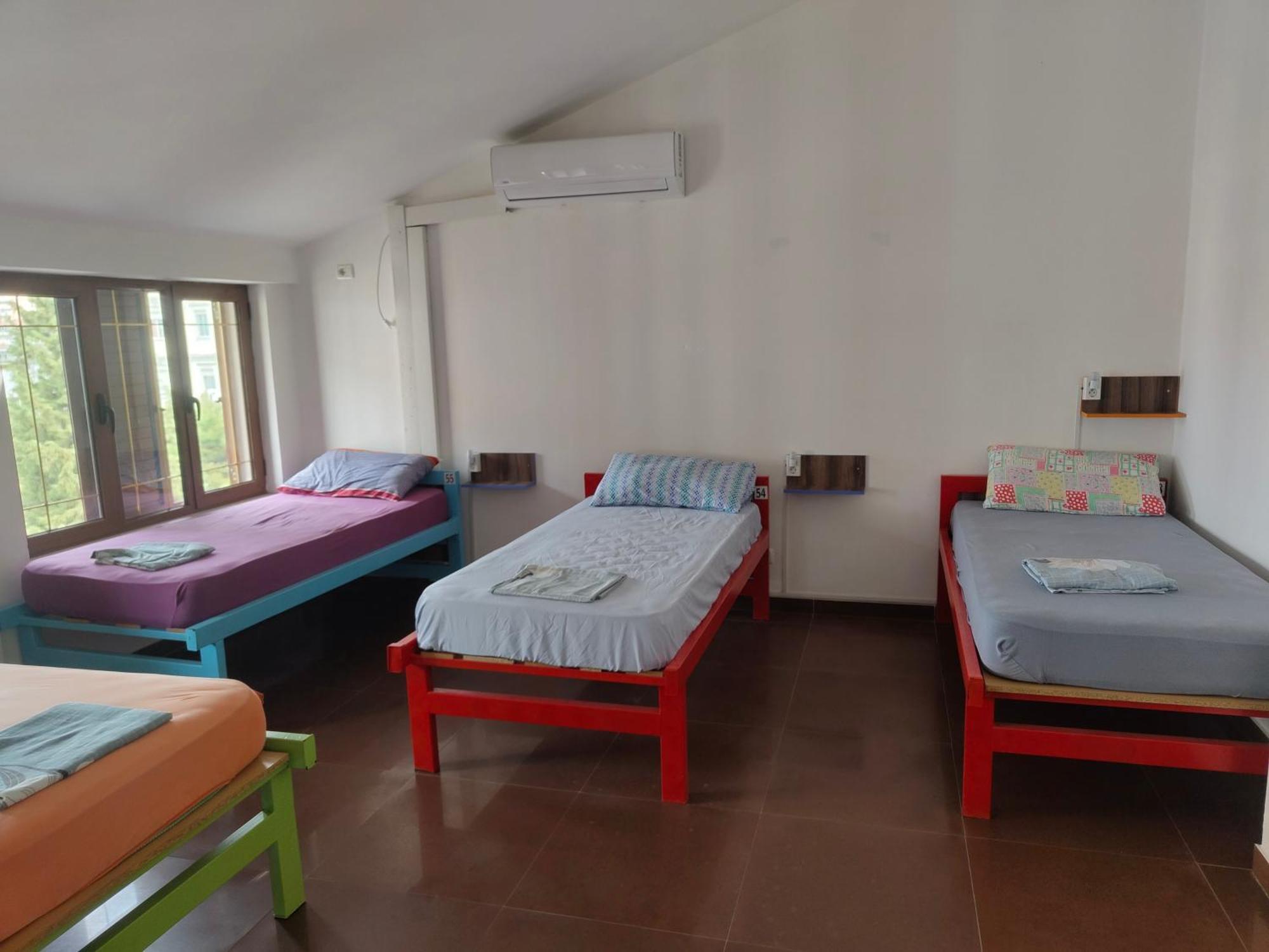 Tias Hostel Shkoder Exterior photo